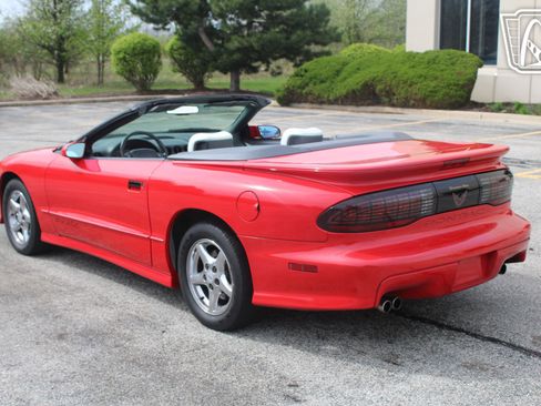 Used 1995 Pontiac Firebird Convertible RWD image 7