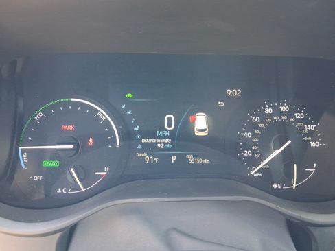 Certified 2025 Toyota Sienna XLE FWD image 13