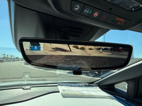 New 2026 Chevrolet Equinox EV LT image 27