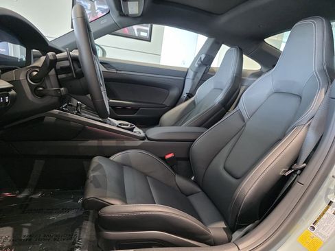 New 2026 Porsche 911 Carrera image 19