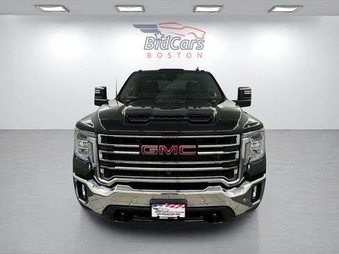 Used 2020 GMC Sierra 2500 SLT w/ SLT Premium Plus Package AWD/4WD image 2