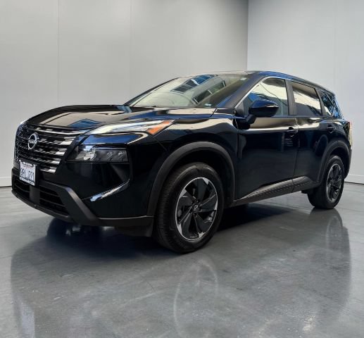 Used 2025 Nissan Rogue SV FWD image 2