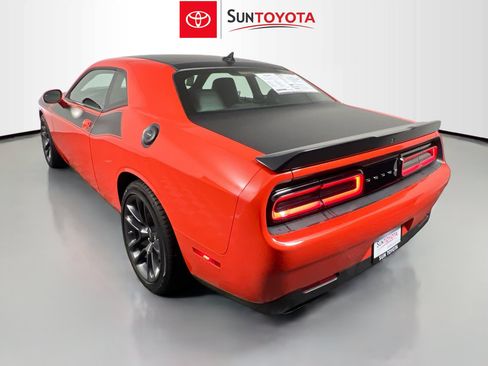 Used 2023 Dodge Challenger R/T w/ T/A Package image 6