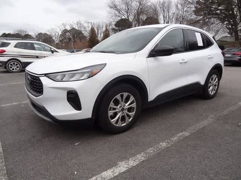 Used 2024 Ford Escape Active image 2