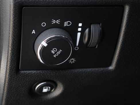 Used 2020 Jeep Grand Cherokee Summit image 21