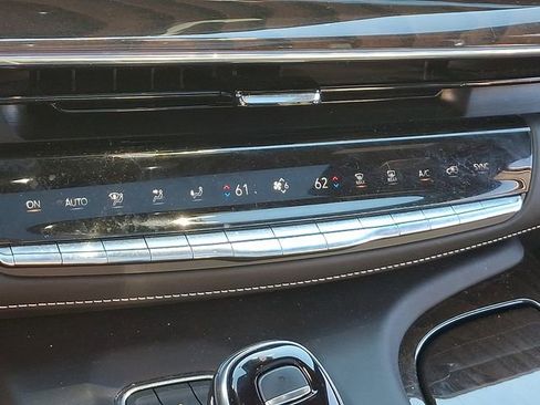 Certified 2024 Cadillac Escalade ESV Sport Platinum w/ LPO, ONYX Package image 18