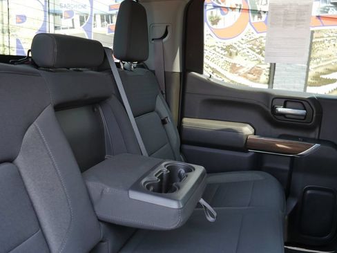 Used 2021 Chevrolet Silverado 1500 LT Trail Boss AWD/4WD image 17