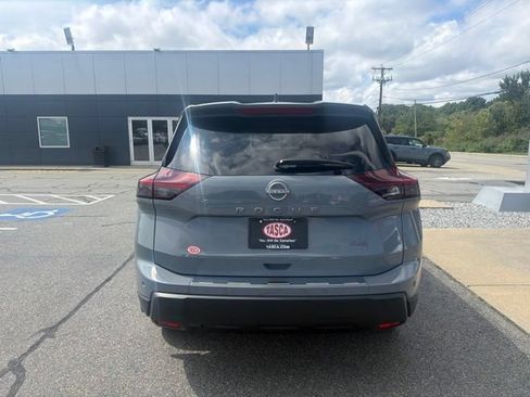 Used 2026 Nissan Rogue SV w/ Cold Weather Package AWD/4WD image 6