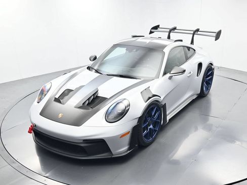 Certified 2025 Porsche 911 GT3 RS RWD image 37