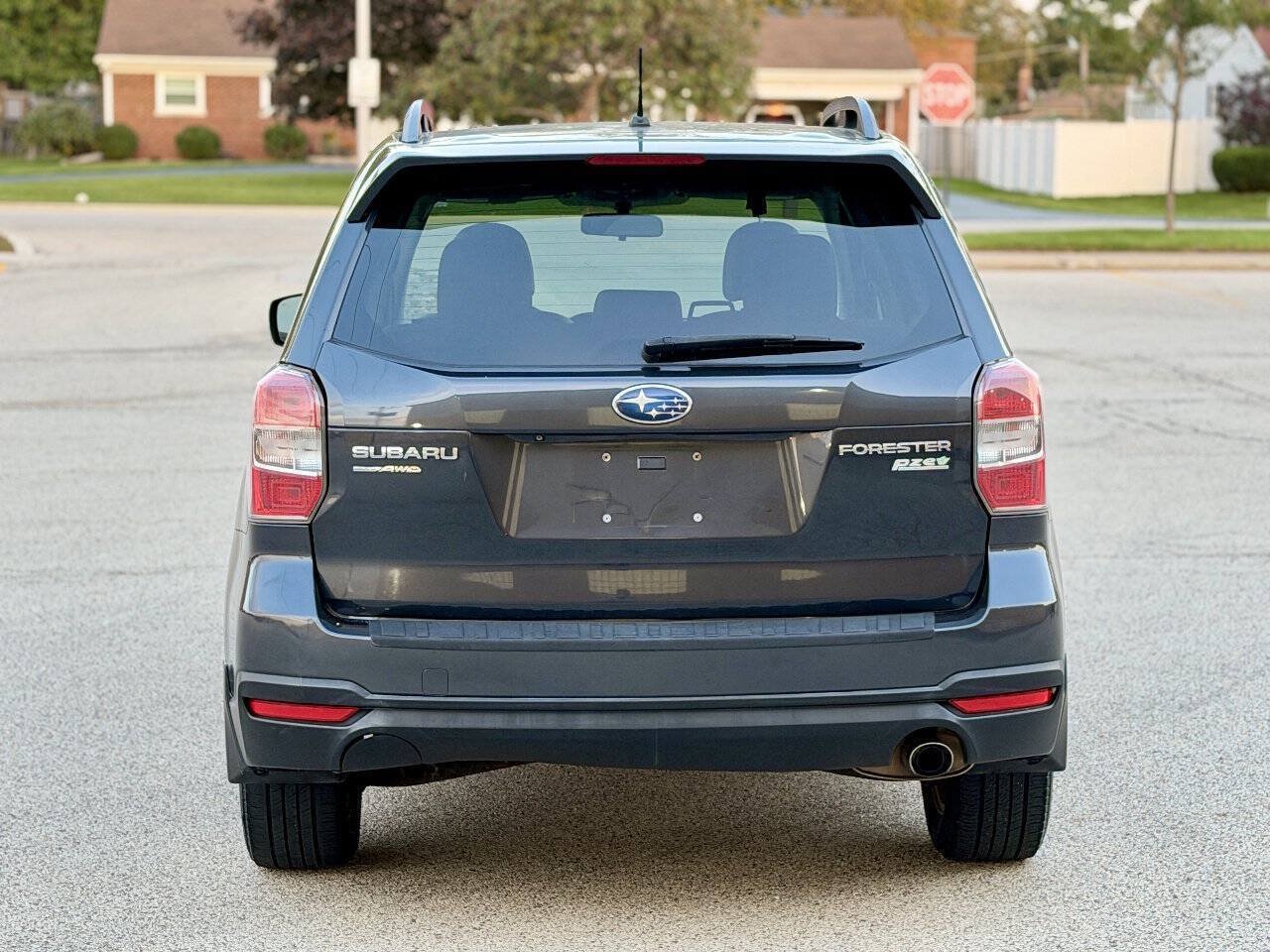 Used 2014 Subaru Forester 2.5i Limited AWD/4WD image 6