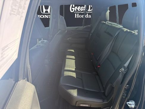 Used 2025 Honda Ridgeline TrailSport image 13