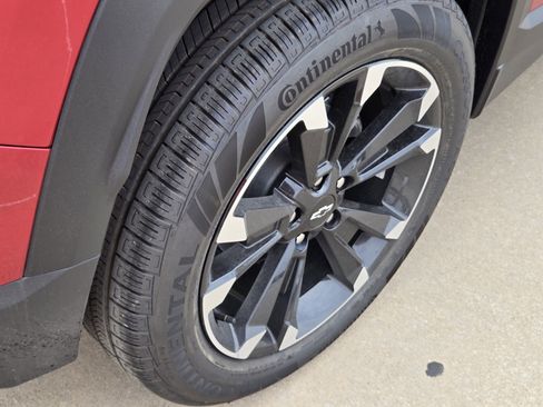 New 2026 Chevrolet Equinox RS w/ Safety and Technology Package FWD image 7