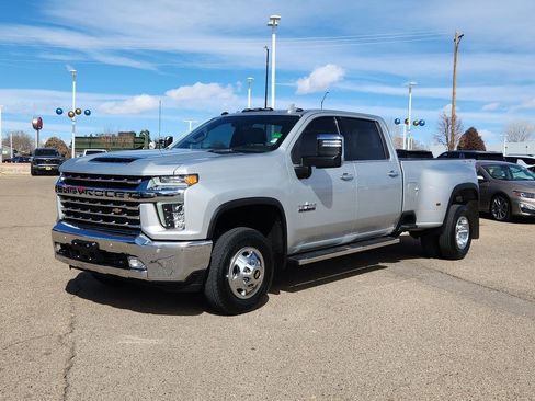 Used 2022 Chevrolet Silverado 3500 LTZ w/ LTZ Texas Edition AWD/4WD image 4