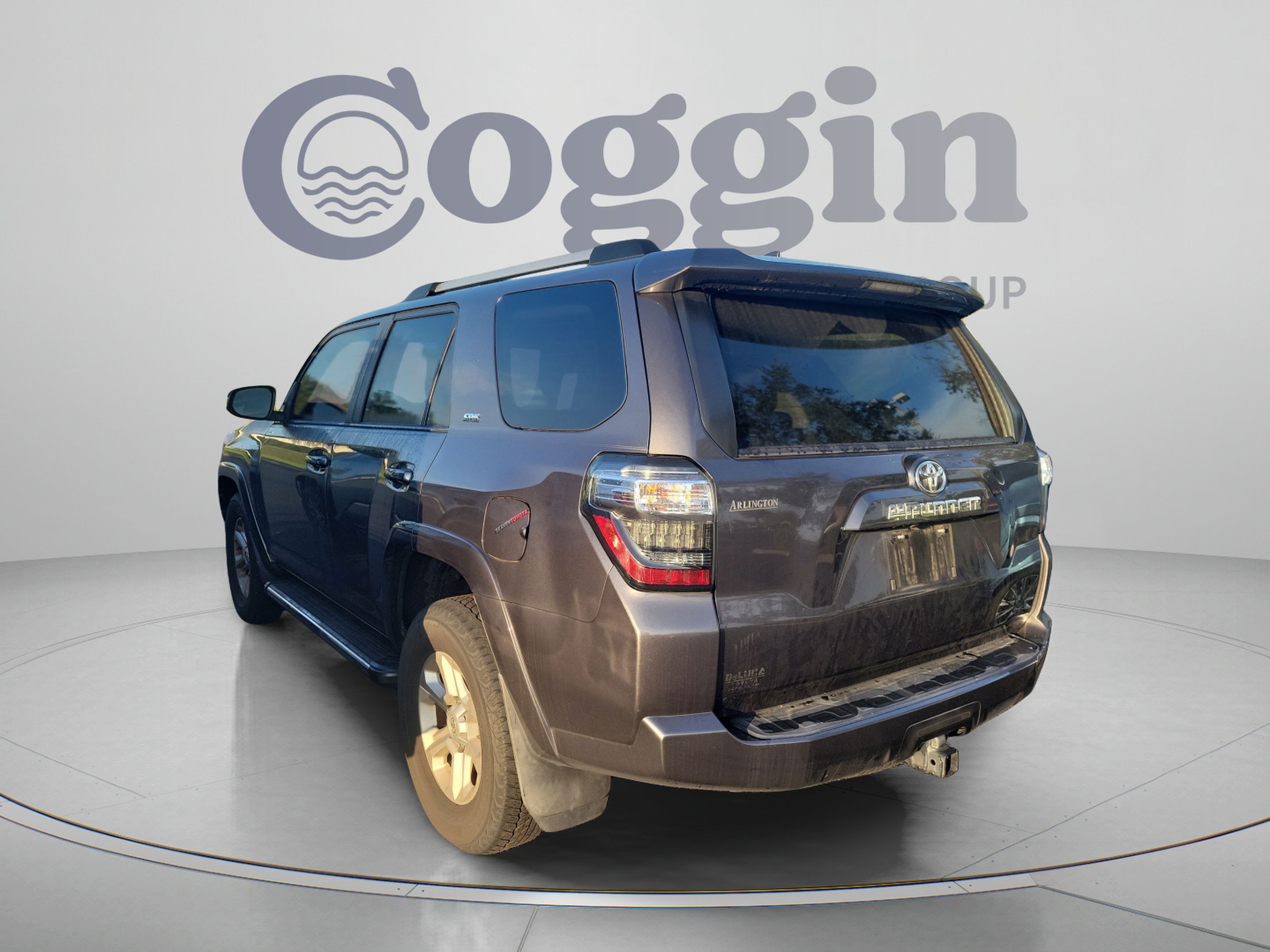 Used 2022 Toyota 4Runner SR5 RWD image 2