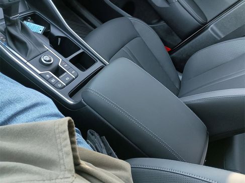 New 2026 Kia Sorento S w/ S Panoramic Sunroof Package image 27