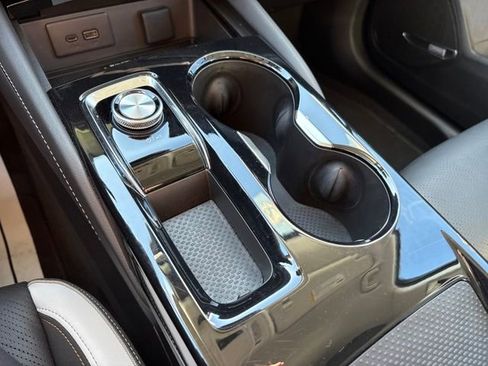 Used 2025 Buick Envision Sport Touring image 20