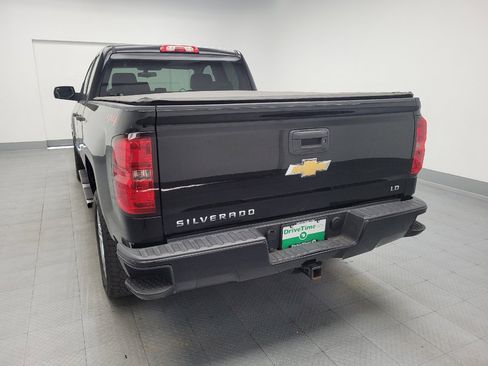 Used 2019 Chevrolet Silverado 1500 Custom AWD/4WD image 6