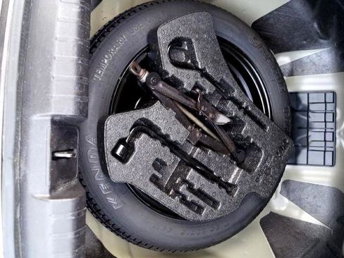 Used 2013 Acura ILX w/ Technology Package image 30