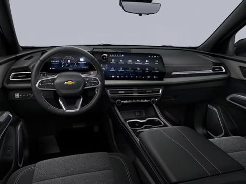 New 2026 Chevrolet Traverse LT w/ Driver Confidence Package AWD/4WD image 8