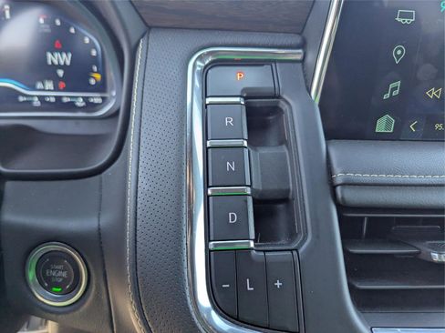 Used 2024 Chevrolet Tahoe Premier image 26