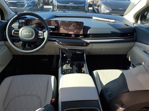 New 2026 Kia Carnival EX image 14