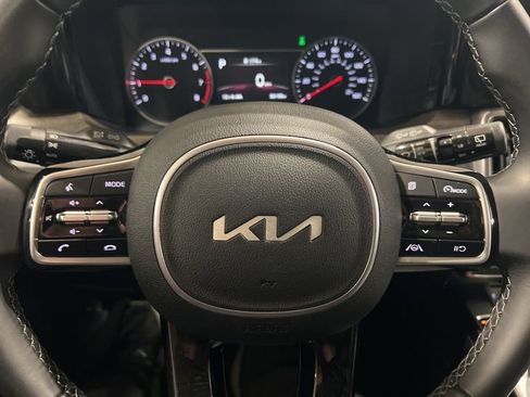 Certified 2023 Kia Sorento S image 63