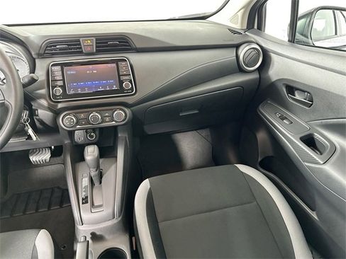 Used 2025 Nissan Versa S w/ S Plus Package image 22