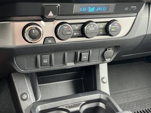 Used 2023 Toyota Tacoma SR AWD/4WD image 27