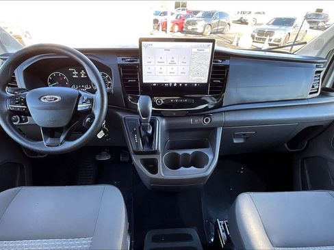 Used 2023 Ford Transit 350 XLT image 12