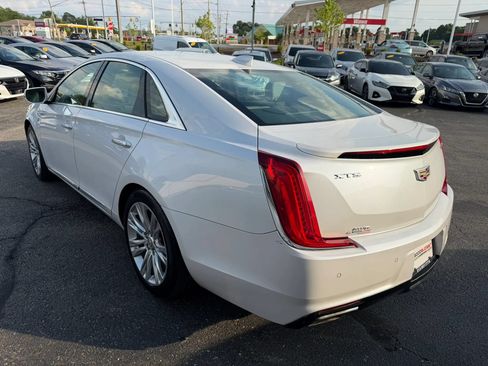 Used 2018 Cadillac XTS Luxury AWD/4WD image 3