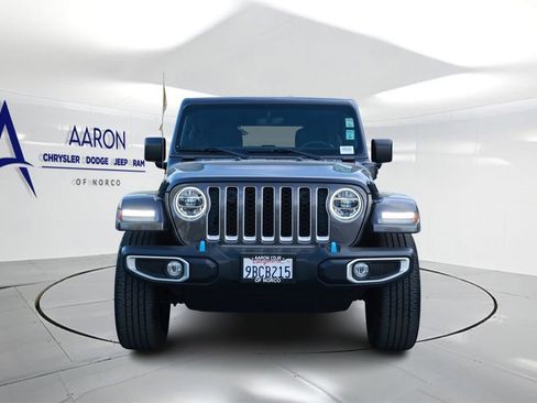Used 2022 Jeep Wrangler Unlimited Sahara AWD/4WD image 4