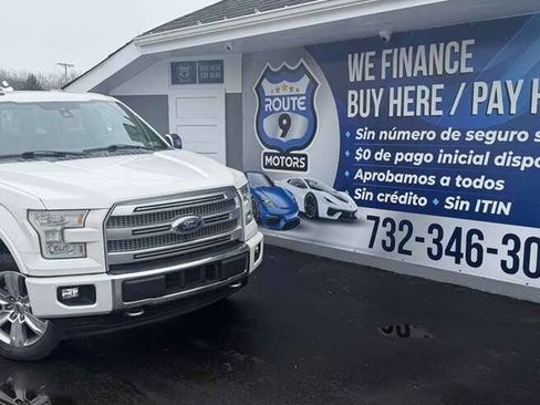 Used 2017 Ford F150 Platinum w/ Equipment Group 701A Luxury image 1