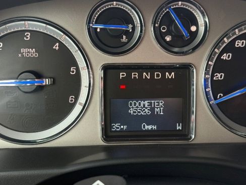 Used 2009 Cadillac Escalade w/ Ultra Luxury Collection image 28