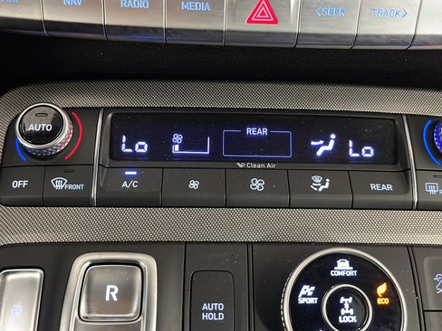 Used 2021 Hyundai Palisade Limited AWD/4WD image 36