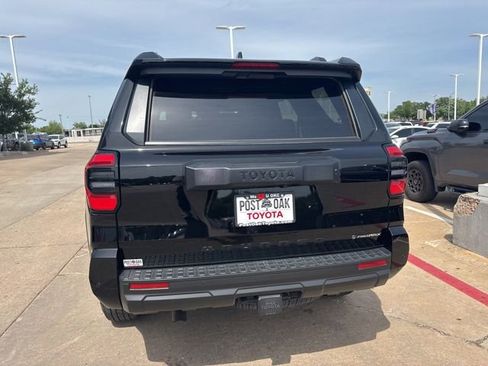 Used 2025 Toyota 4Runner TRD Off-Road AWD/4WD image 7