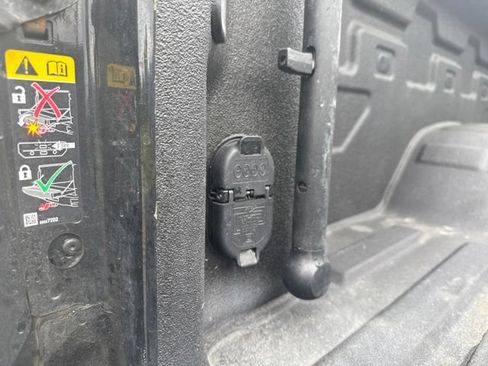 Used 2024 GMC Sierra 2500 AT4X AWD/4WD image 54