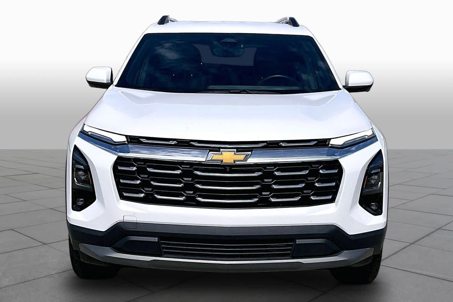 Used 2025 Chevrolet Equinox LT w/ Convenience Package II FWD image 4