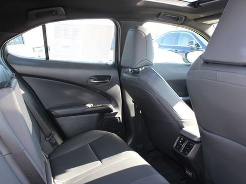 Certified 2025 Lexus UX 300h FWD image 7
