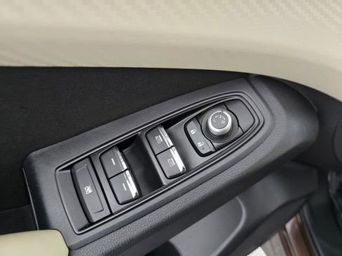 Used 2019 Subaru Ascent Premium image 25