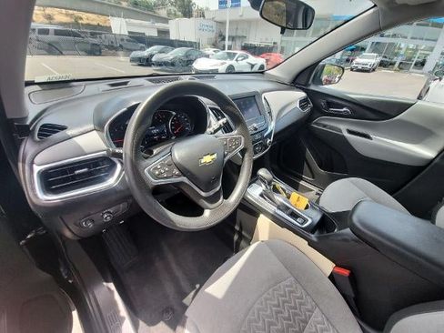 Used 2023 Chevrolet Equinox LS w/ LS Convenience Package FWD image 10