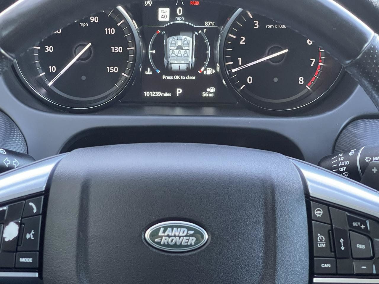 Used 2019 Land Rover Discovery Sport HSE Dynamic AWD/4WD image 9