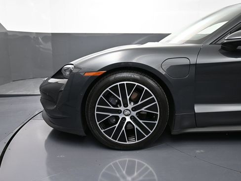 Certified 2022 Porsche Taycan image 12