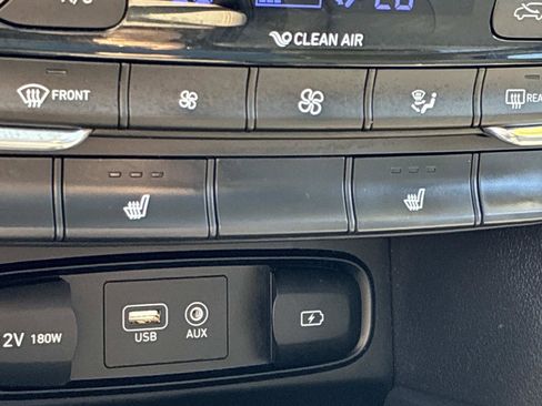 Used 2019 Hyundai Santa Fe Limited AWD/4WD image 35