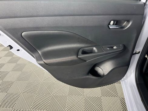 Used 2025 Nissan Versa SR w/ Trunk Package image 22