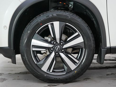 Used 2023 Nissan Rogue SL w/ SL Premium Package AWD/4WD image 30