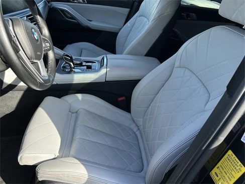 Used 2023 BMW X6 xDrive40i w/ Premium Package image 13