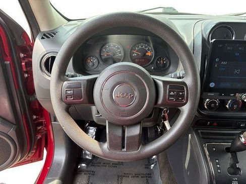 Used 2015 Jeep Patriot Sport w/ Power Value Group FWD image 18
