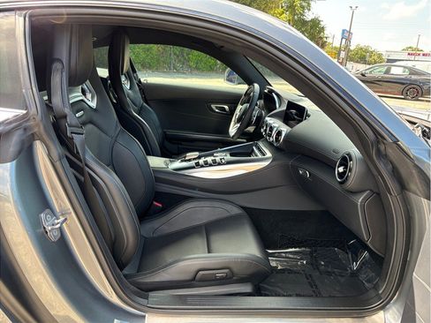 Used 2021 Mercedes-Benz AMG GT Coupe image 39