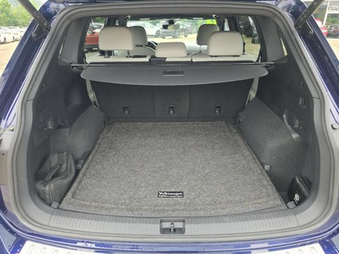 Used 2022 Volkswagen Tiguan SEL R-Line AWD/4WD image 19