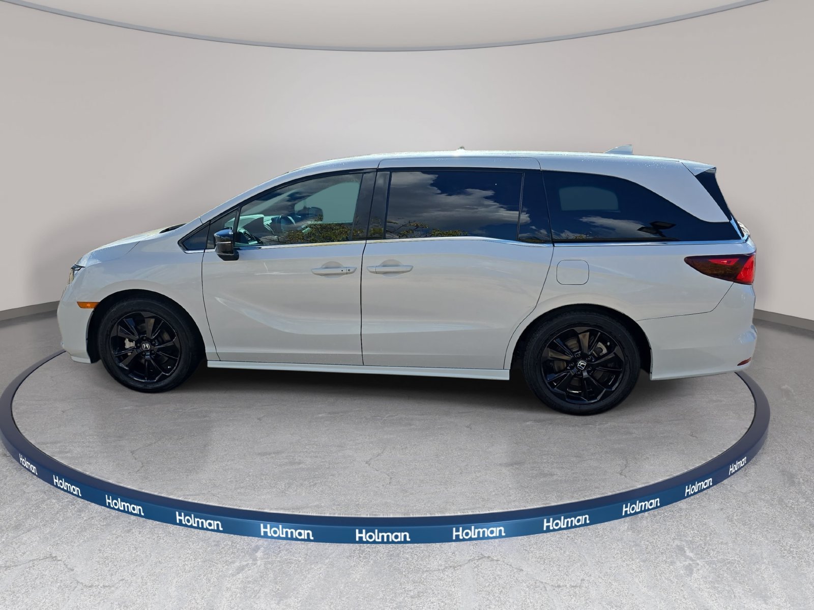 Used 2024 Honda Odyssey Sport image 9